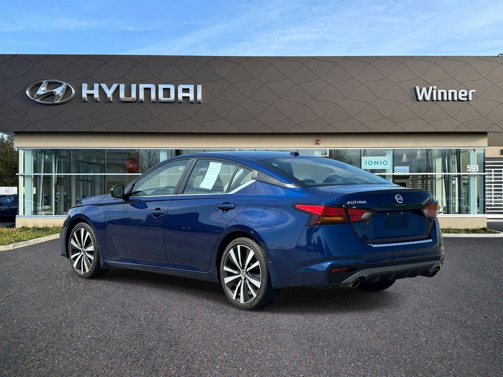2022 Nissan Altima 2.5 SR