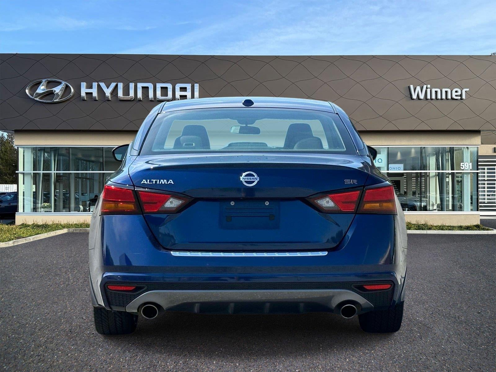 2022 Nissan Altima 2.5 SR