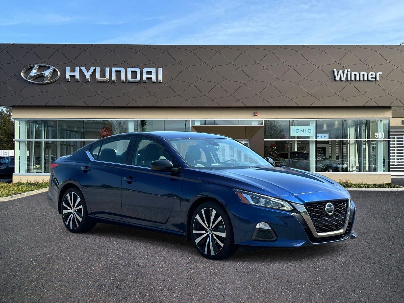 2022 Nissan Altima 2.5 SR