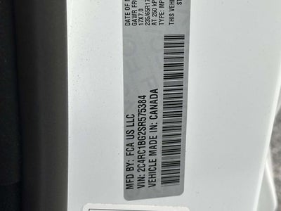 2025 Chrysler Pacifica Select