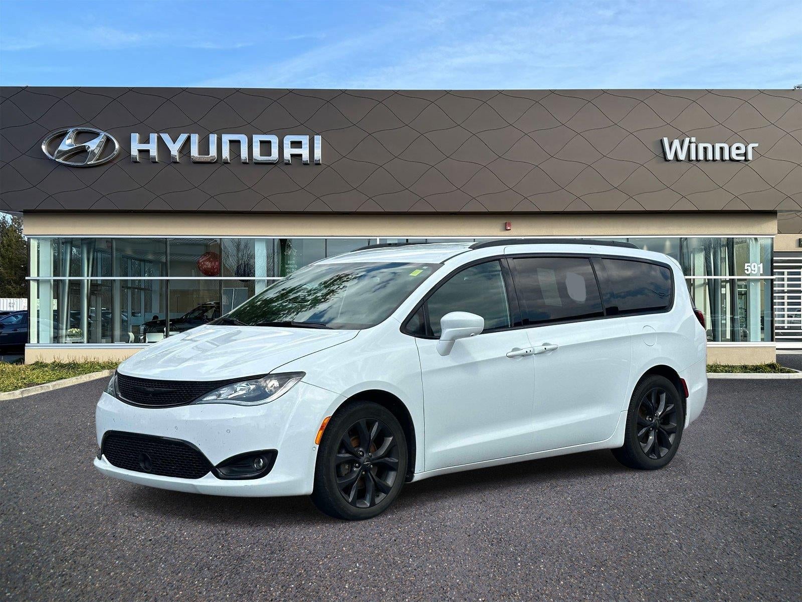 2019 Chrysler Pacifica Touring L
