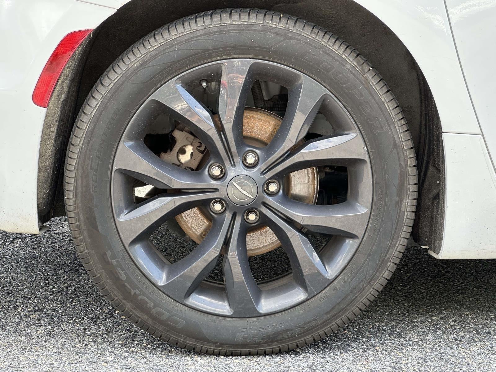 2019 Chrysler Pacifica Touring L