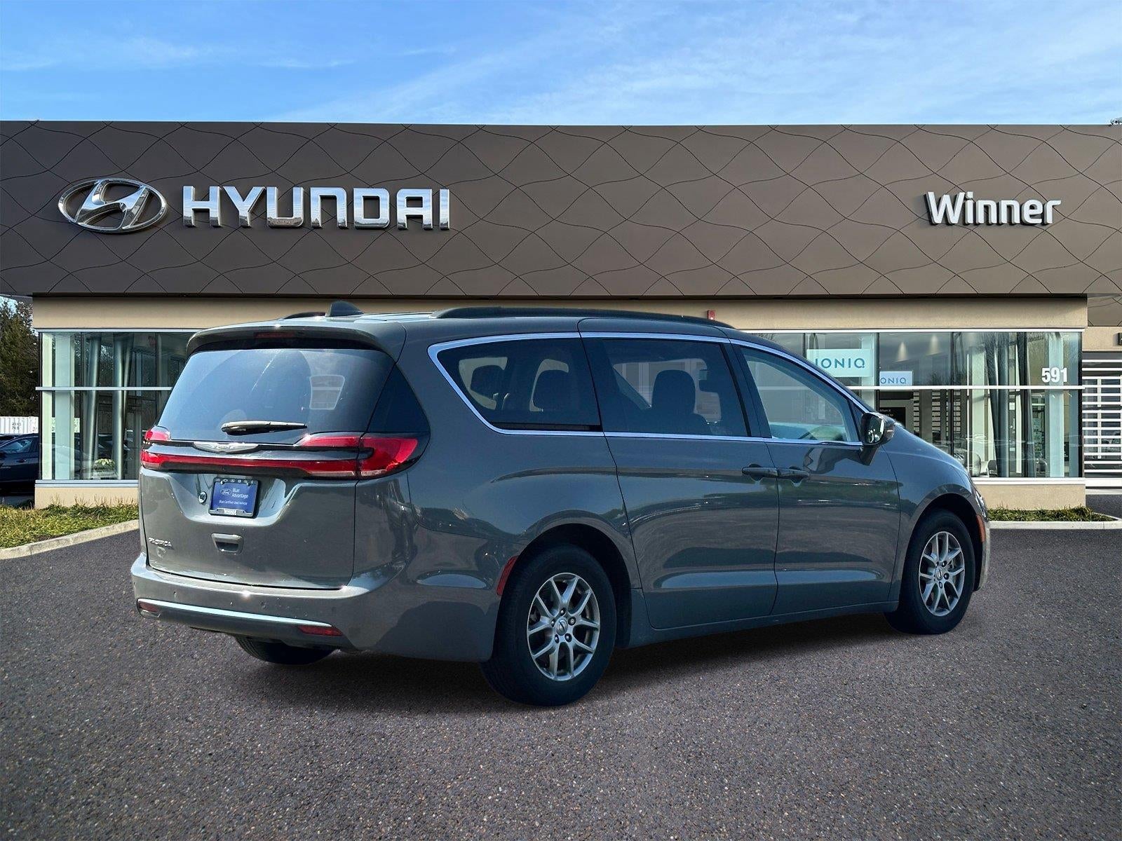 2021 Chrysler Pacifica Touring