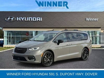 2025 Chrysler Pacifica Limited