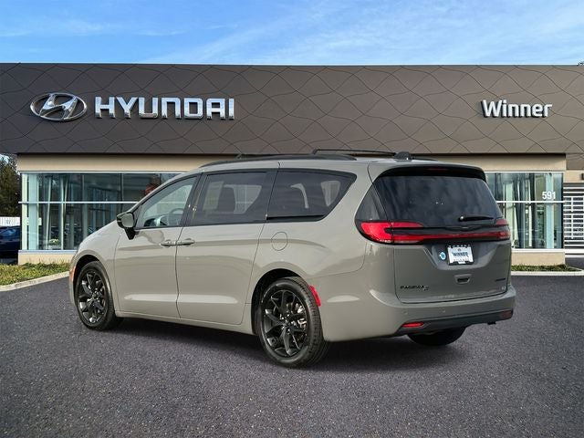 2025 Chrysler Pacifica Limited