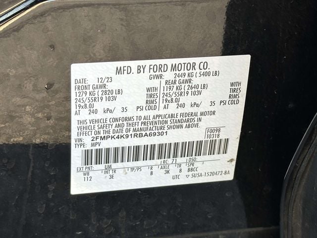 2024 Ford Edge Titanium