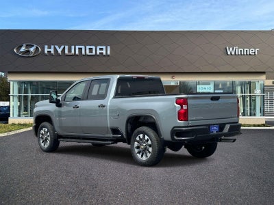2024 Chevrolet Silverado 2500HD Custom