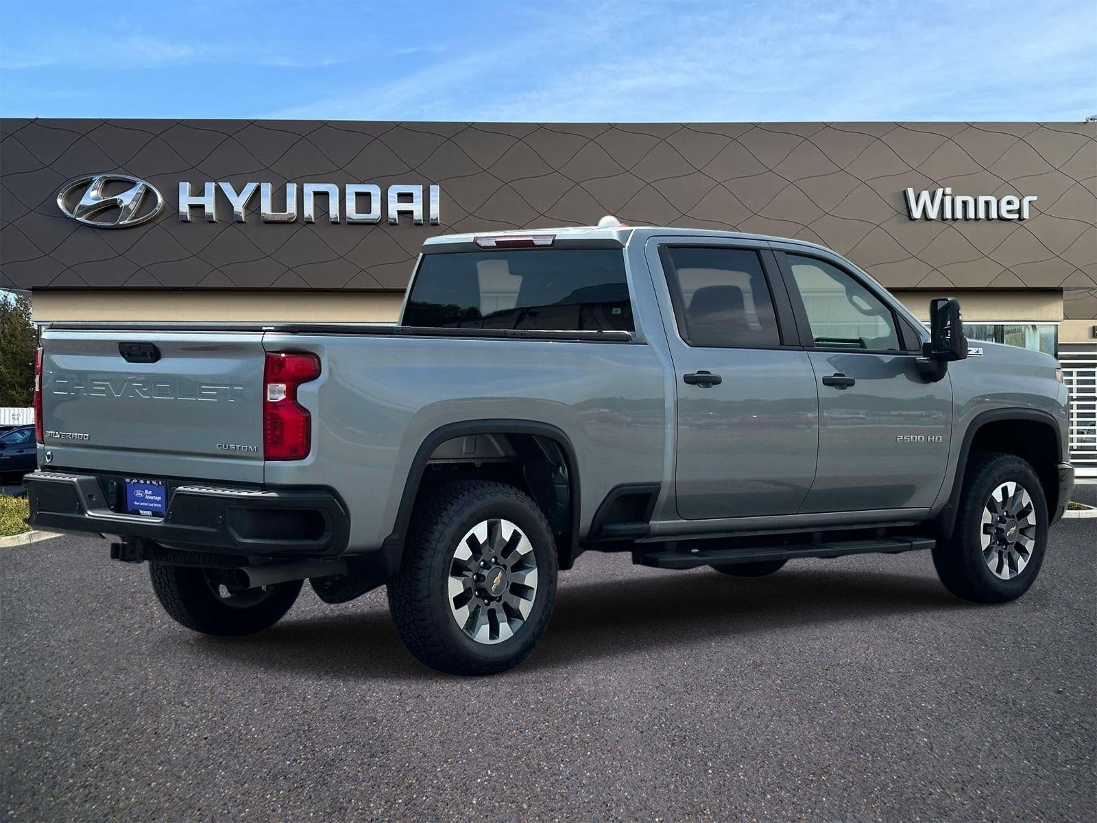2024 Chevrolet Silverado 2500HD Custom