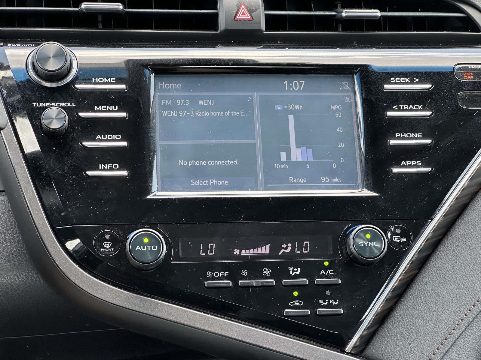 2018 Toyota Camry Hybrid XLE