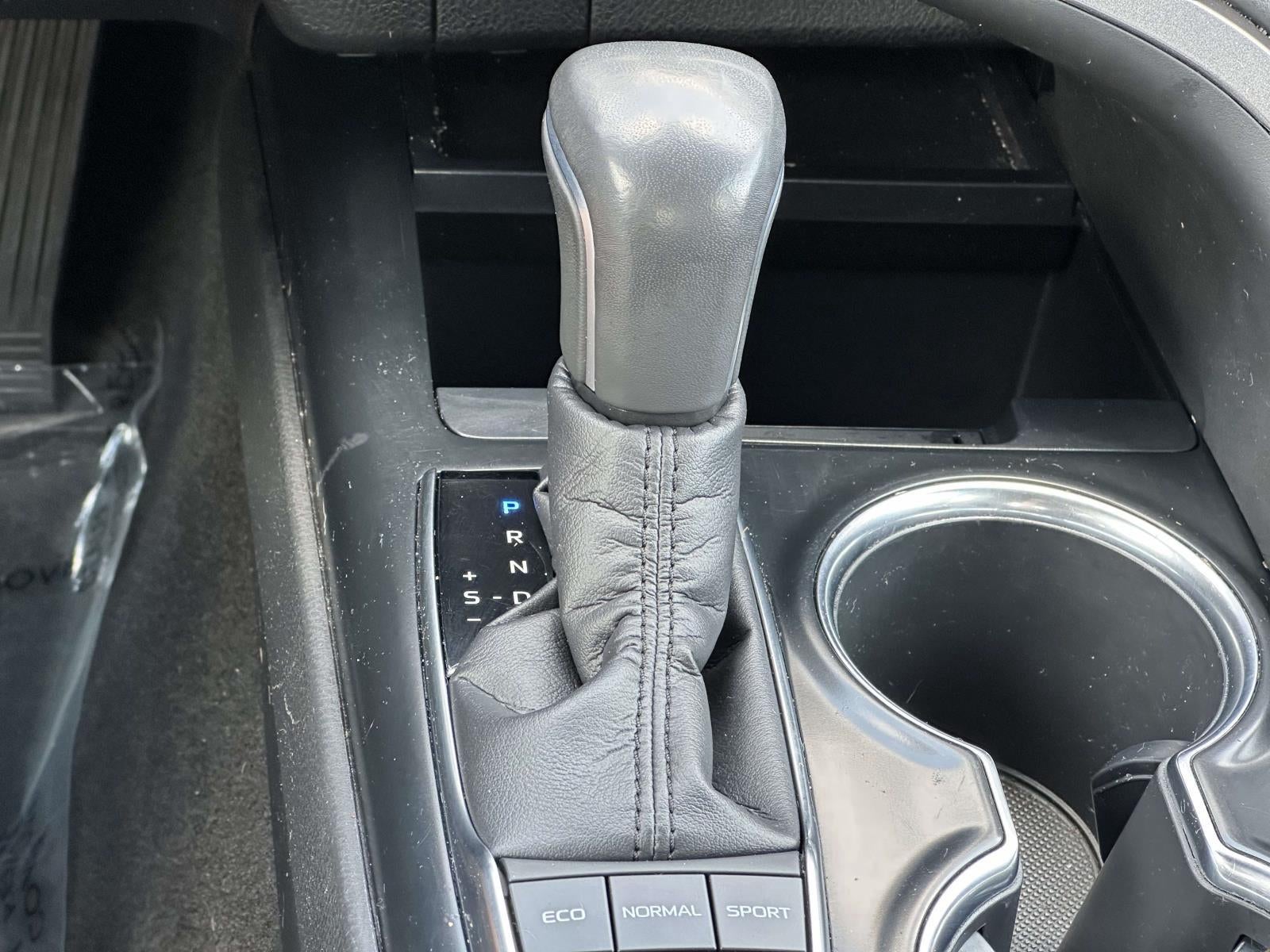 2018 Toyota Camry Hybrid XLE