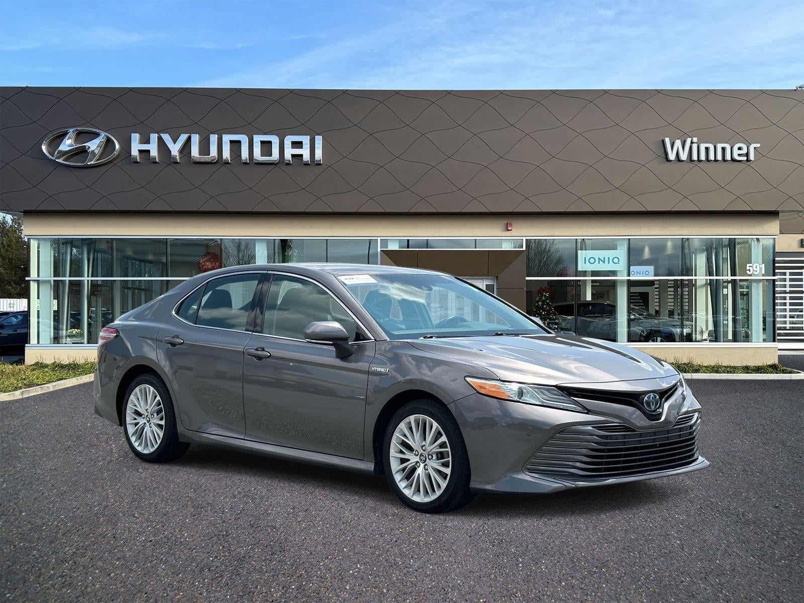 2018 Toyota Camry Hybrid XLE