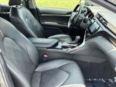 2018 Toyota Camry Hybrid XLE