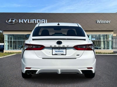 2023 Toyota Camry Hybrid SE Nightshade