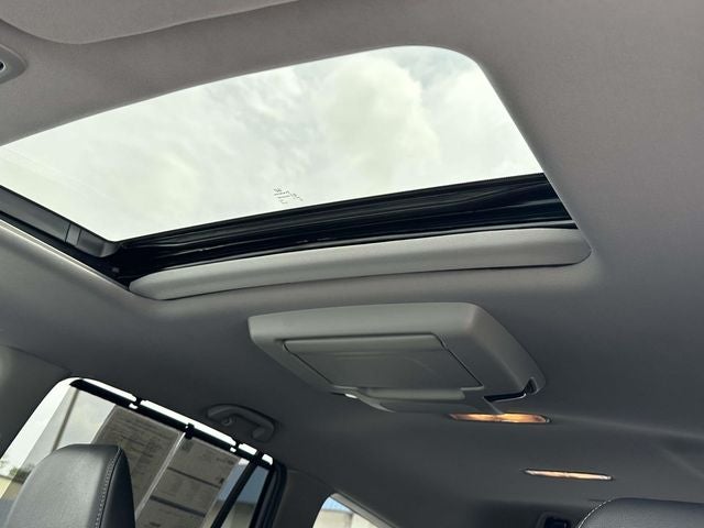 2022 Honda Pilot Touring 7 Passenger