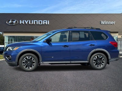 2019 Nissan Pathfinder SV