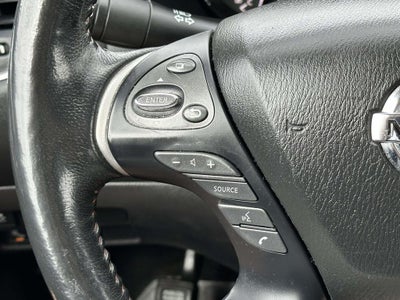 2019 Nissan Pathfinder SV