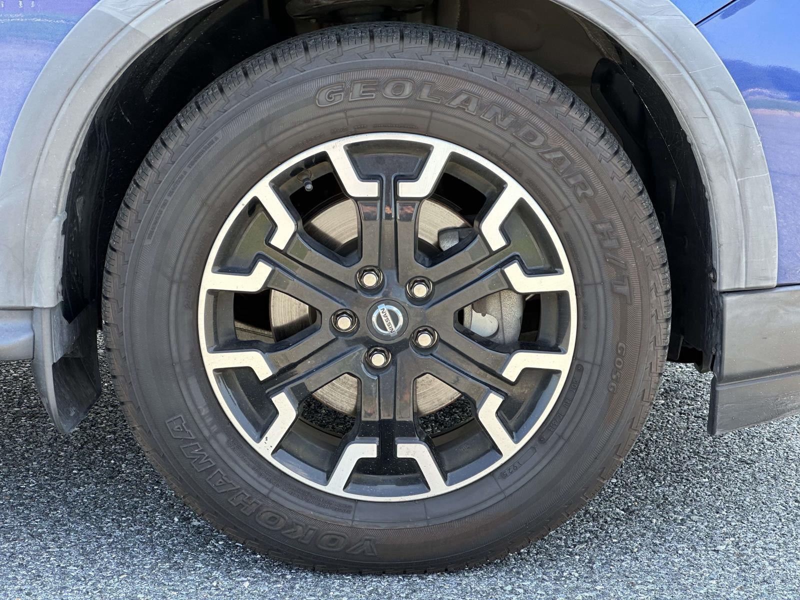 2019 Nissan Pathfinder SV