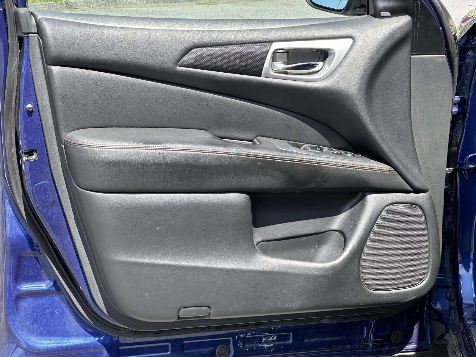 2019 Nissan Pathfinder SV