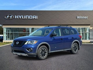 2019 Nissan Pathfinder SV