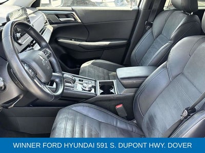 2022 Mitsubishi Outlander SE