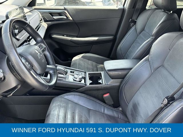 2022 Mitsubishi Outlander SE