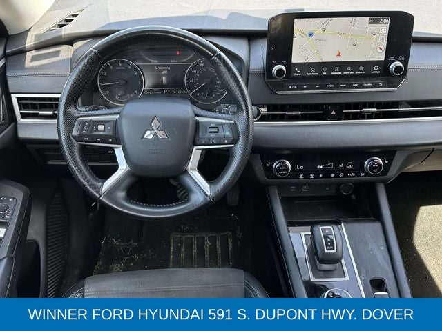 2022 Mitsubishi Outlander SE