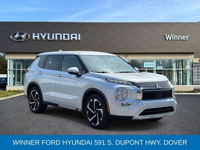 2022 Mitsubishi Outlander SE