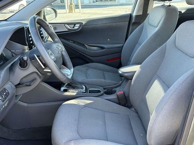 2022 Hyundai Ioniq Hybrid SE