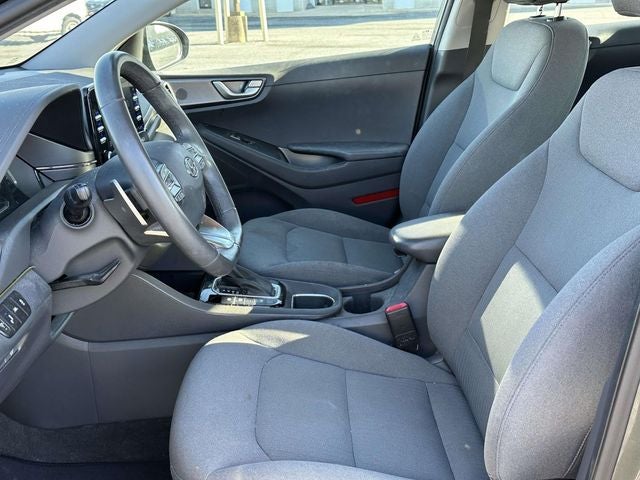 2022 Hyundai Ioniq Hybrid SE