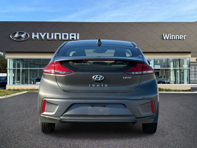 2022 Hyundai Ioniq Hybrid SE