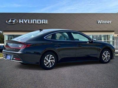 2023 Hyundai Sonata Hybrid Blue