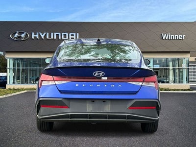 2025 Hyundai Elantra SEL Sport