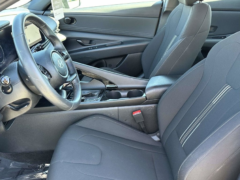 2025 Hyundai Elantra Hybrid SEL Sport