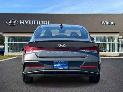 2025 Hyundai Elantra Hybrid SEL Sport