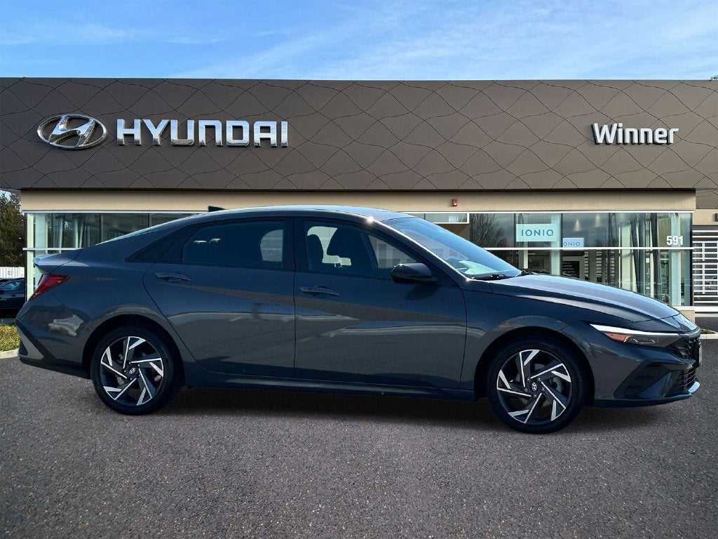 2025 Hyundai Elantra Hybrid SEL Sport
