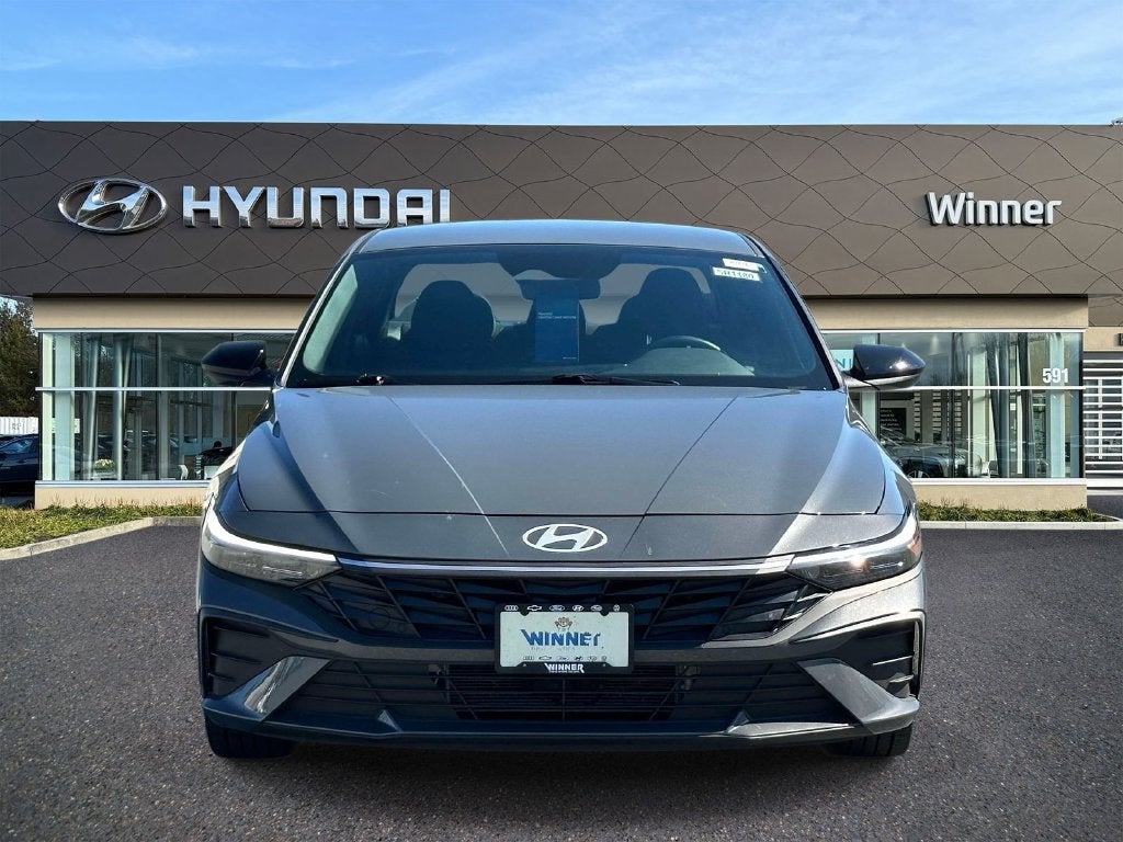 2025 Hyundai Elantra Hybrid SEL Sport