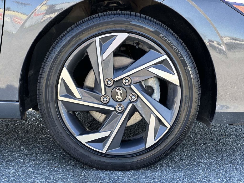 2025 Hyundai Elantra Hybrid SEL Sport