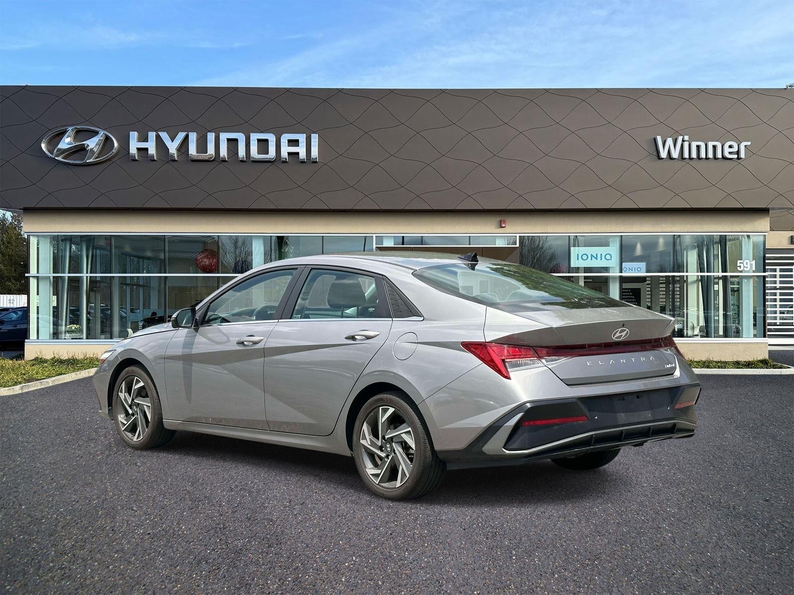 2024 Hyundai Elantra Limited