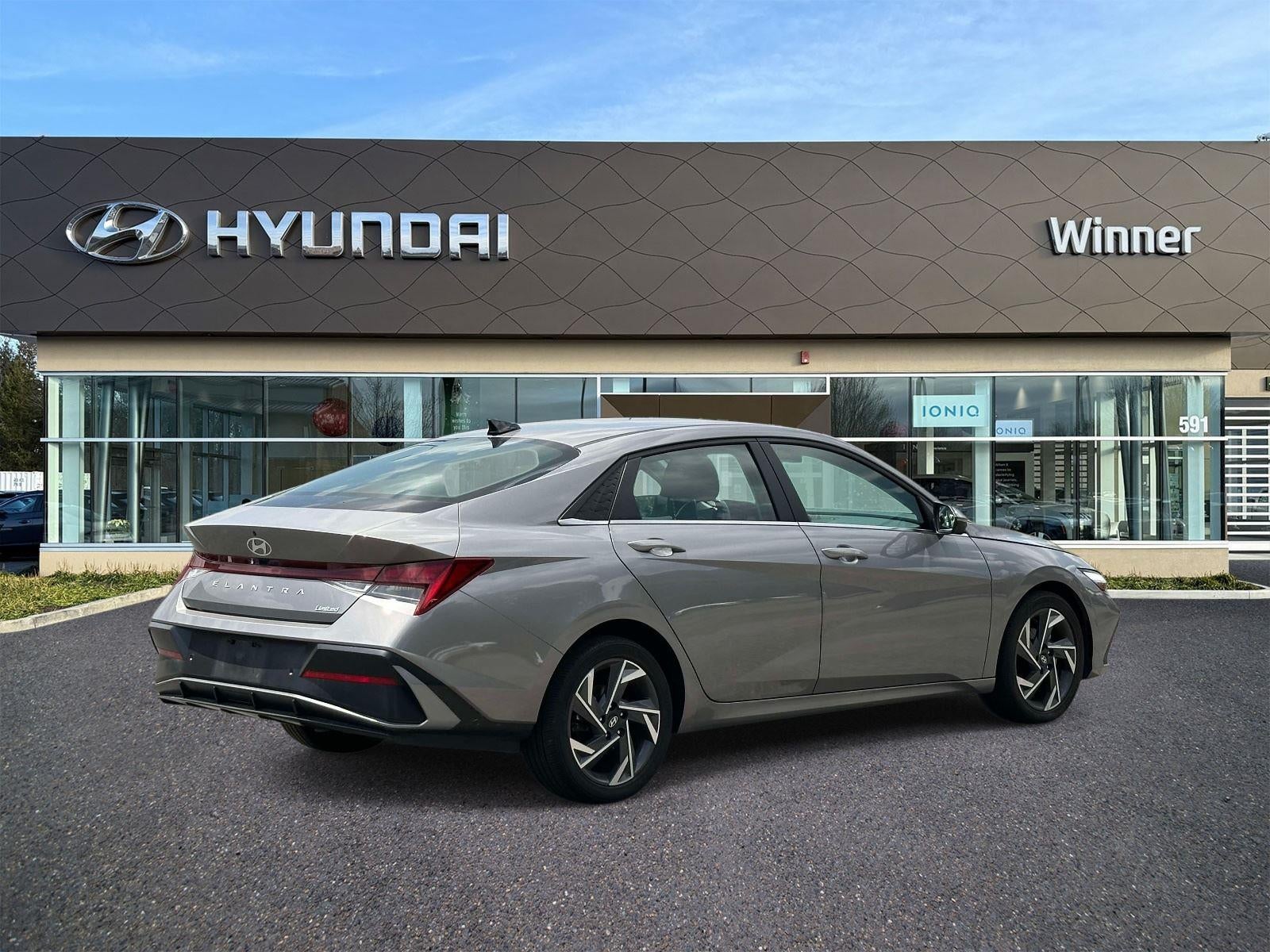 2024 Hyundai Elantra Limited