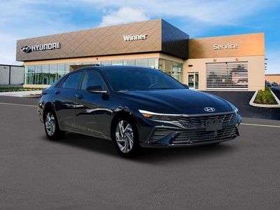 2025 Hyundai Elantra Hybrid SEL Sport