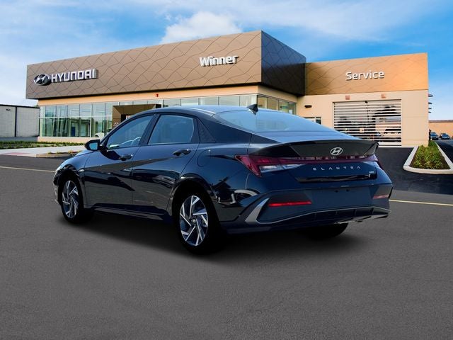 2025 Hyundai Elantra Hybrid SEL Sport
