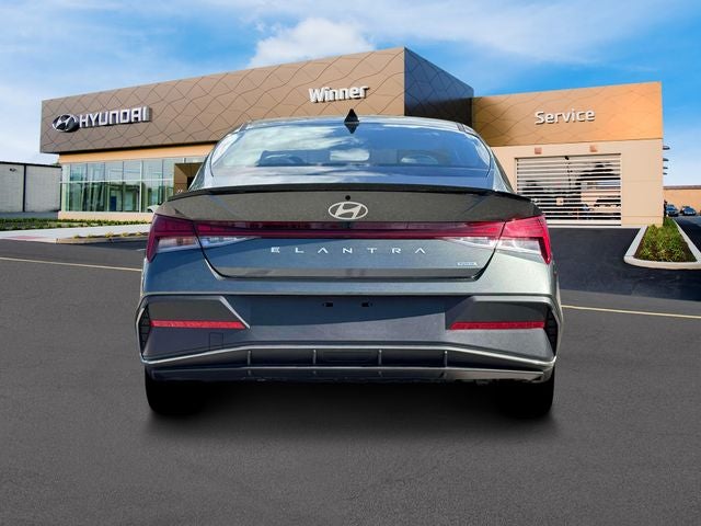 2025 Hyundai Elantra Hybrid SEL Sport