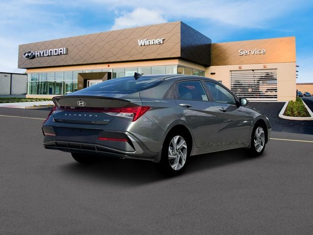 2025 Hyundai Elantra Hybrid SEL Sport