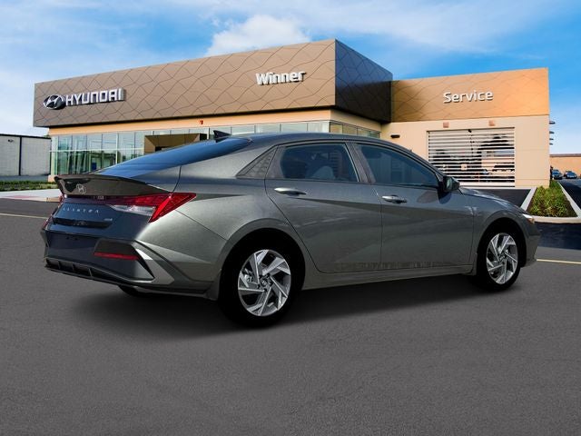 2025 Hyundai Elantra Hybrid SEL Sport