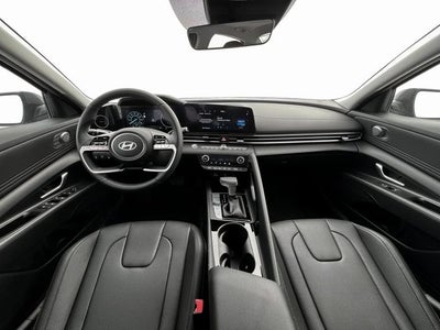 2025 Hyundai Elantra Hybrid Limited