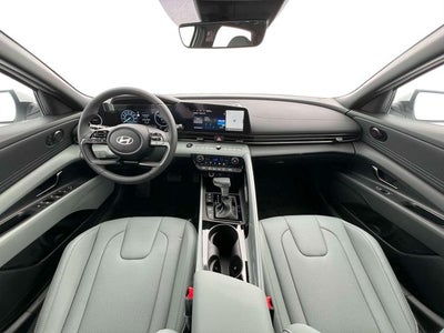 2025 Hyundai Elantra Hybrid Limited