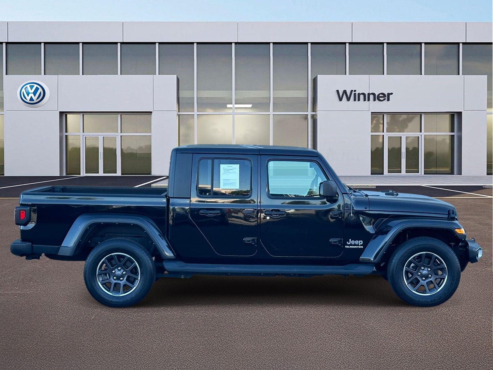 2022 Jeep Gladiator Overland