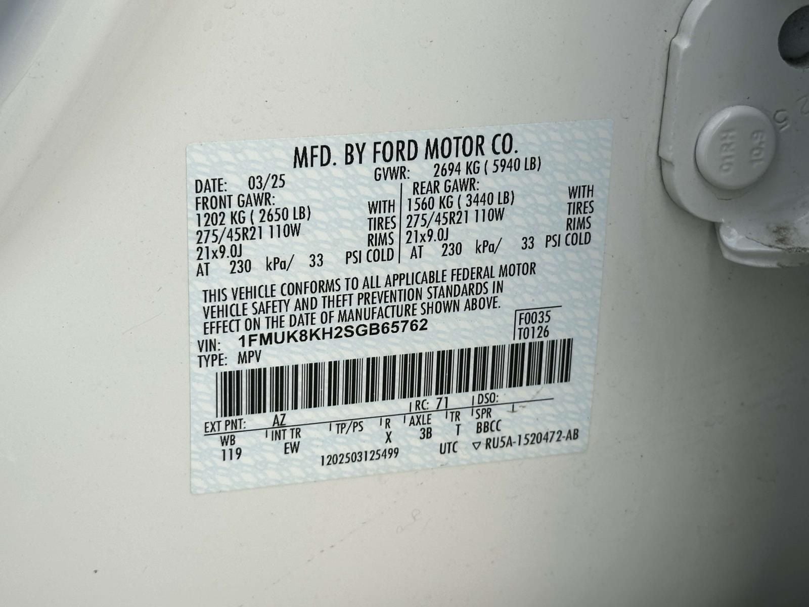 2025 Ford Explorer ST-Line