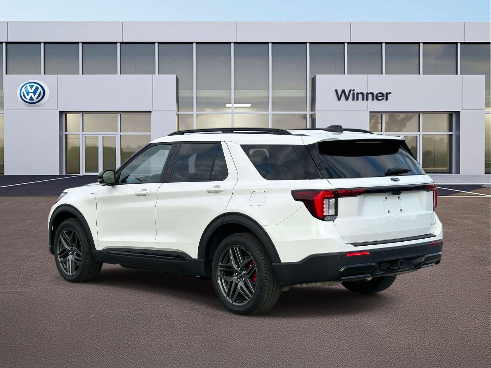 2025 Ford Explorer ST-Line