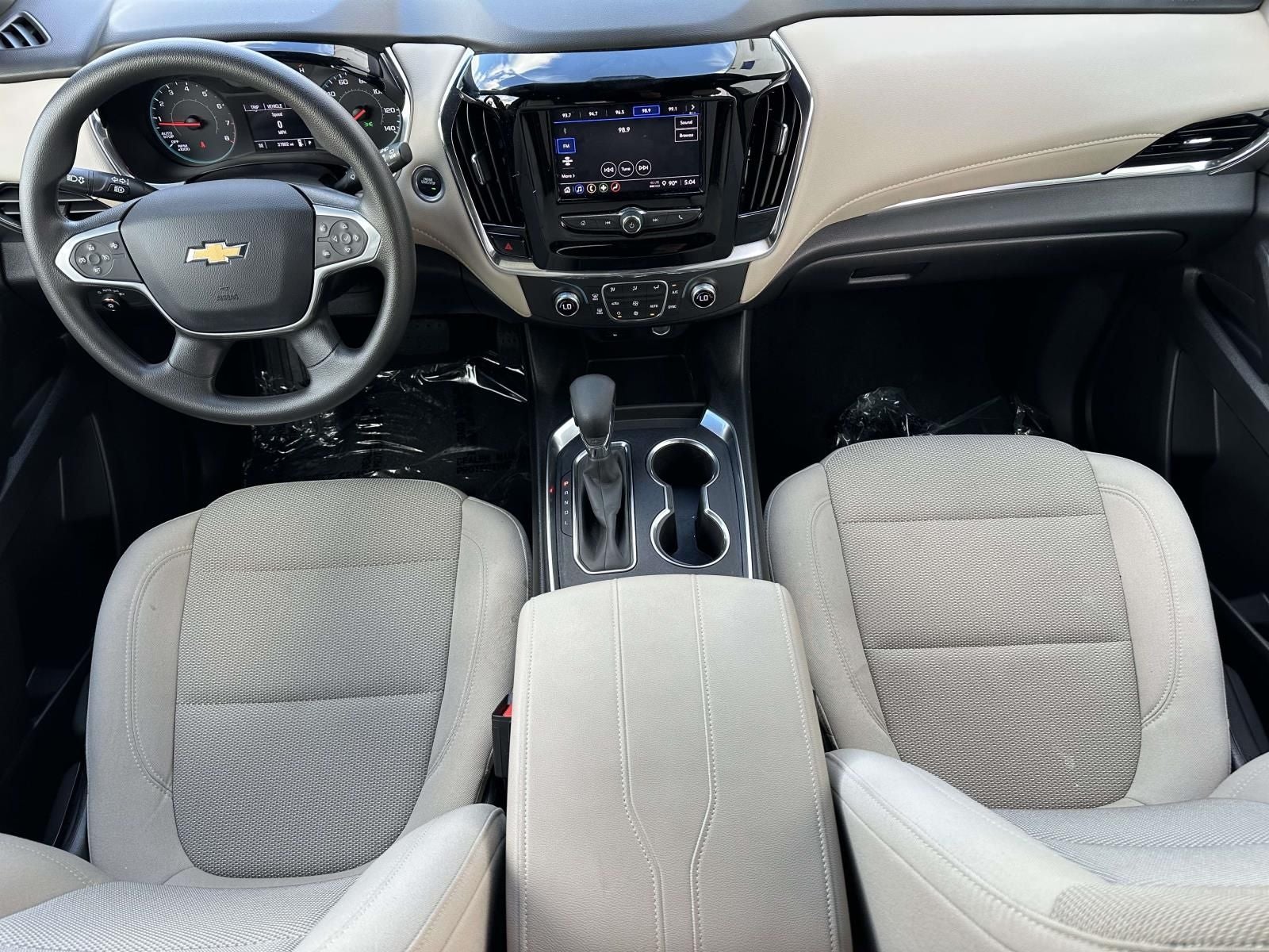 2023 Chevrolet Traverse LS